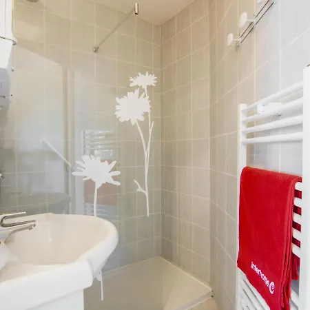 Apartment Le Vieux Port By Interhome