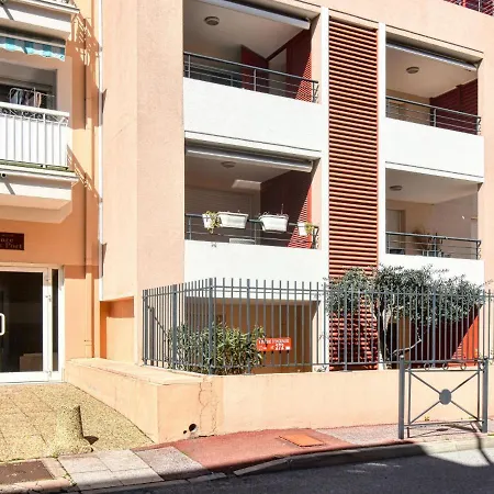 Apartment Le Vieux Port By Interhome