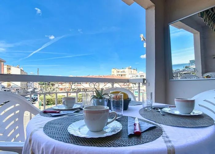 Le Vieux Port-1 By Interhome Apartman