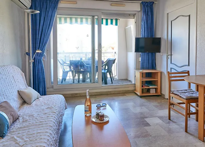 Apartman Le Vieux Port-1 By Interhome Saint-Raphaël